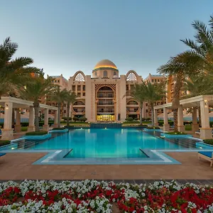 Apartment Globalstay At Palm Jumeirah Beachfront Paradise With Pool And Gym, Dubai