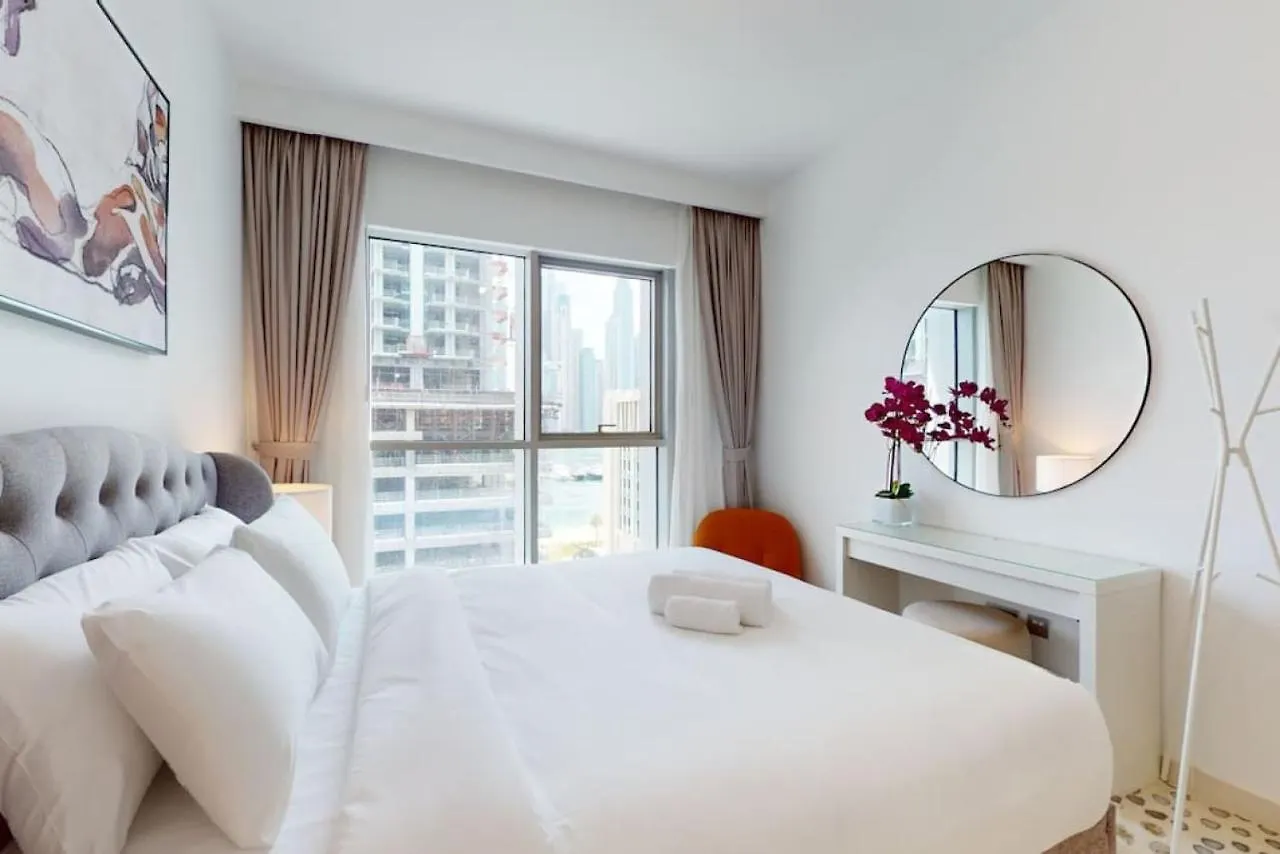 Beach Isle - Bright One Bedroom Dubai Apartment